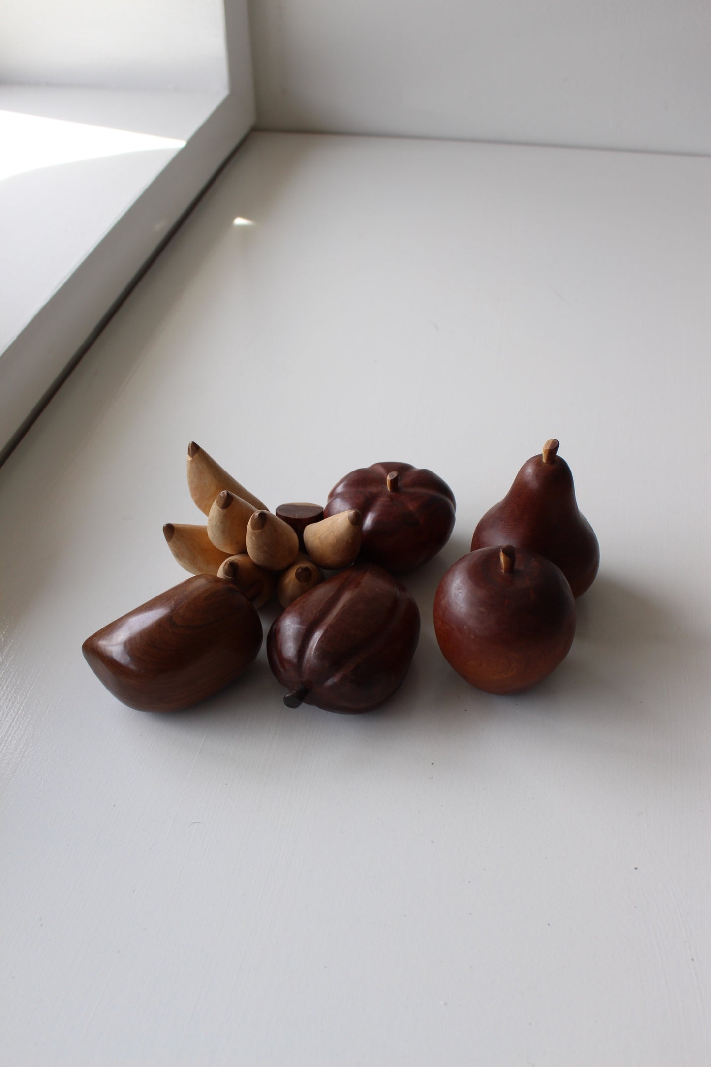 Beautiful Vintage Handmade Wooden 6-Piece Fruit Set