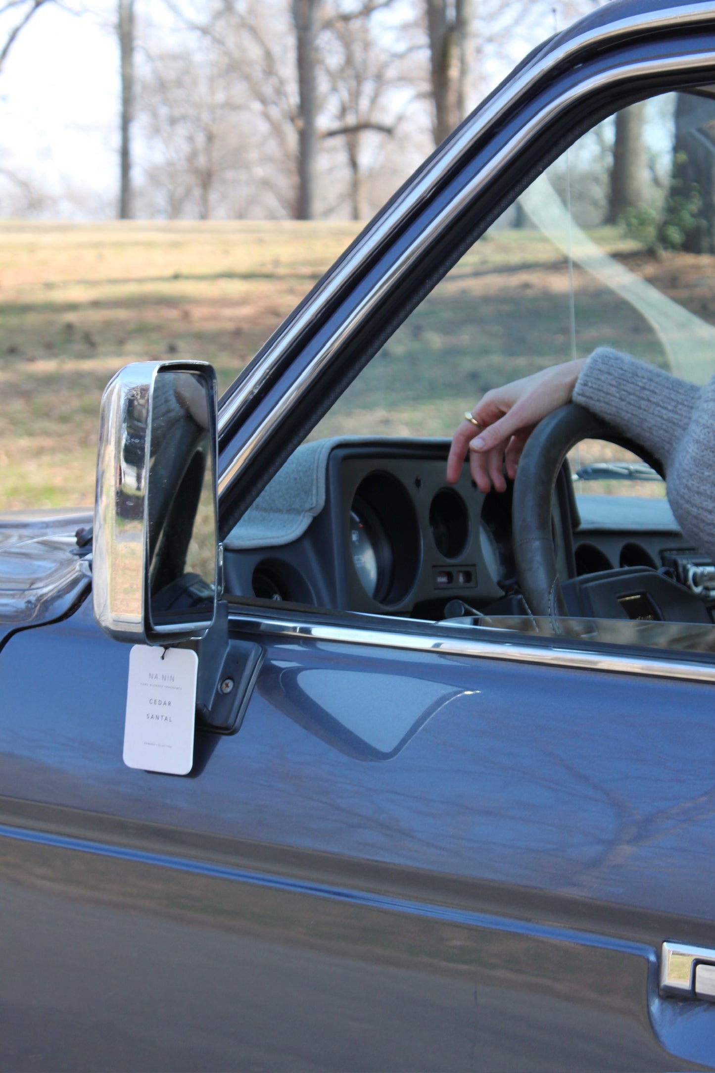 Cedar & Santal Fragrance Card