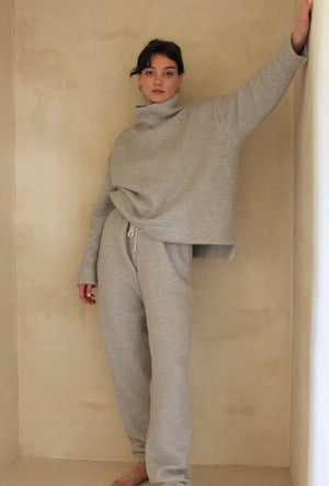 Na Nin Mia Fleece Pullover / Available in Cinder Grey