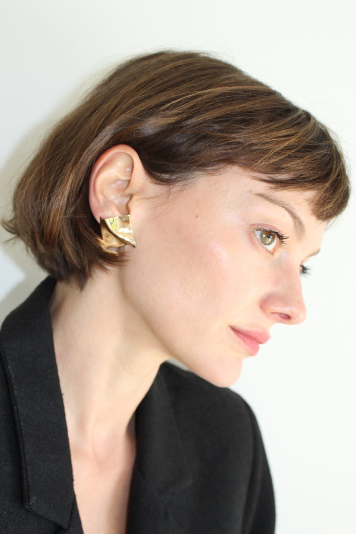 Vintage Gold Rippled Square Earrings