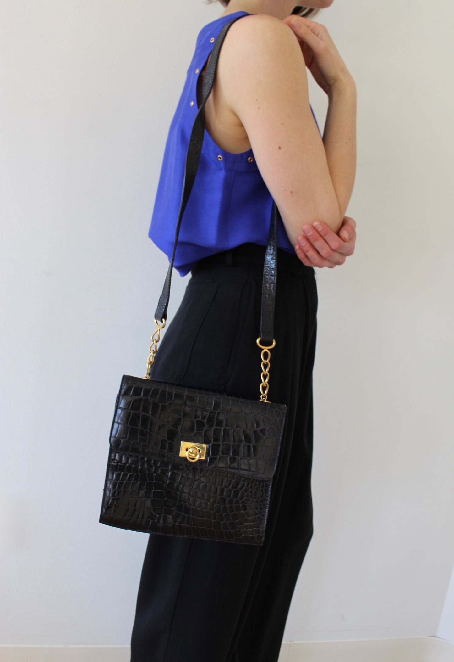 Vintage Caviar Croc-Embossed Leather Purse