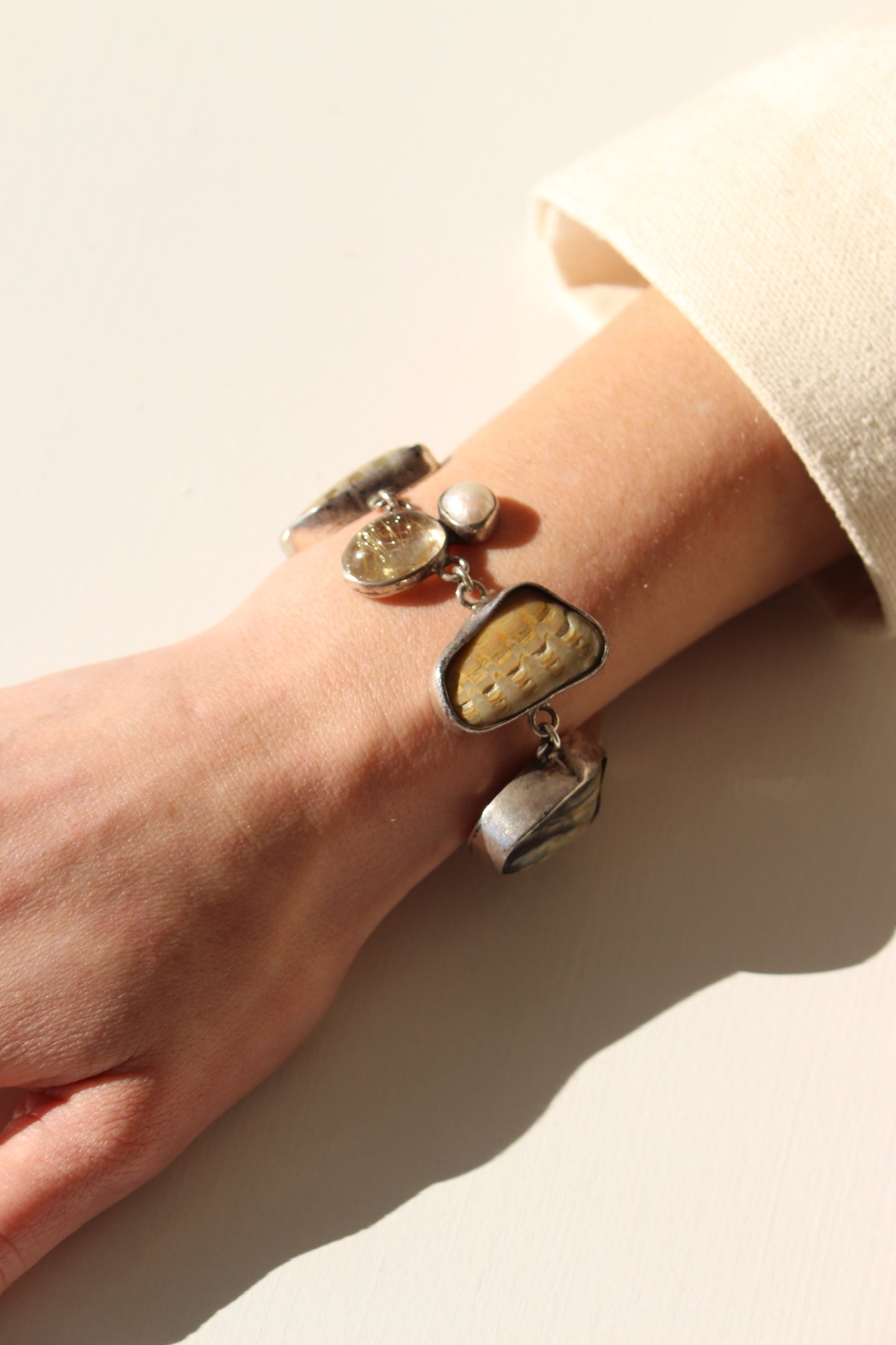 Amazing Vintage 925 Cabochon Stone & Pearl Toggle Bracelet