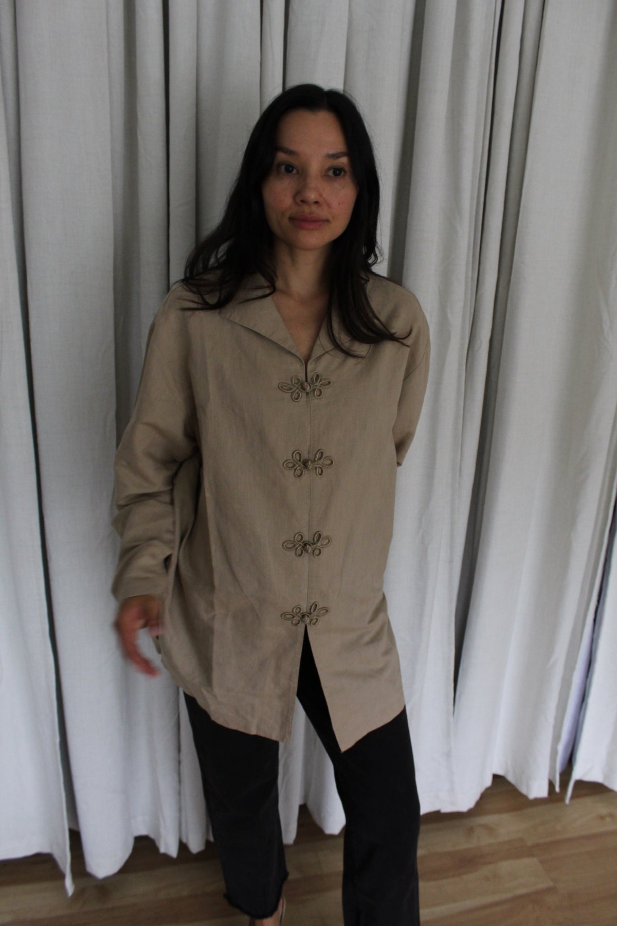 Vintage Sand Linen Frog Closure Tunic