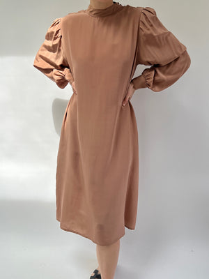 Stunning Vintage Camel Silk Dress