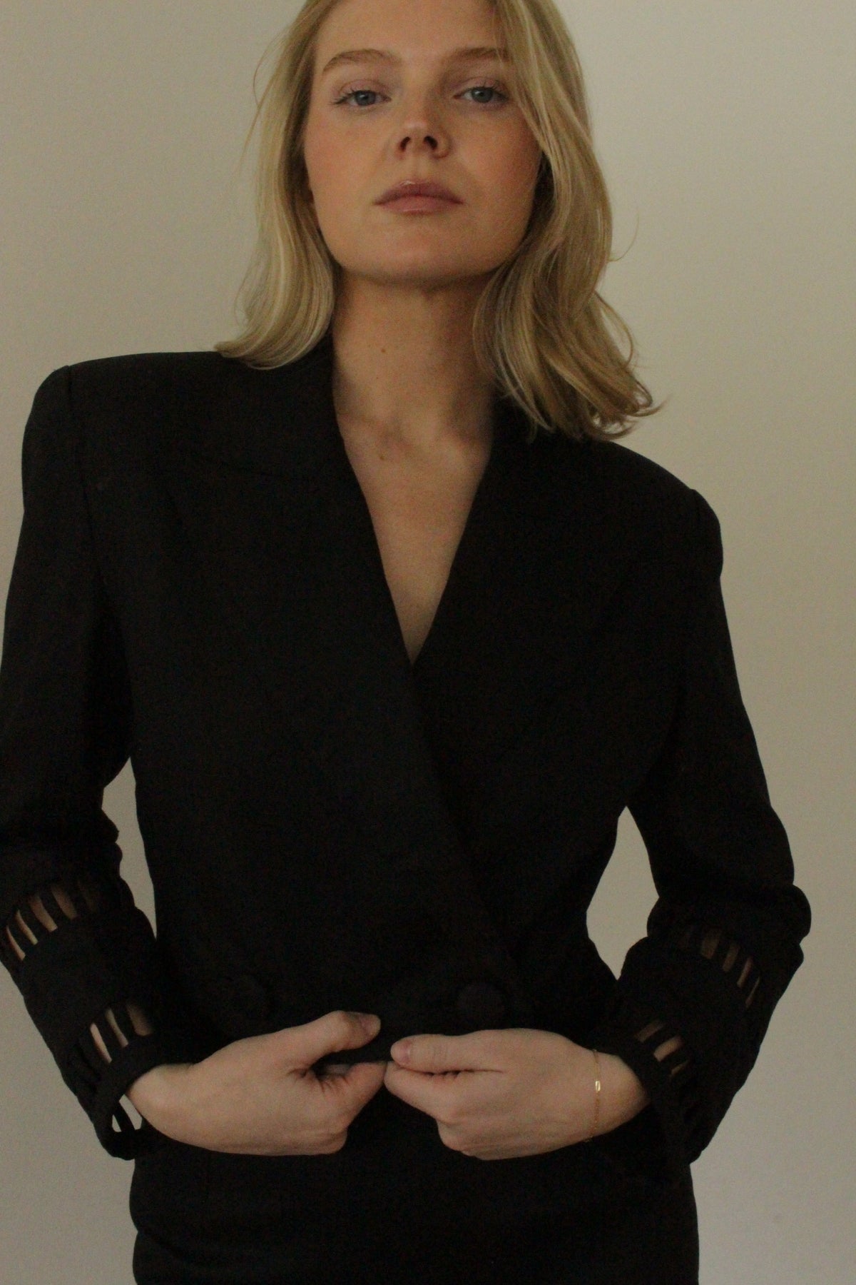 Vintage Pia Rucci Onyx Linen Cropped Skirt Suit