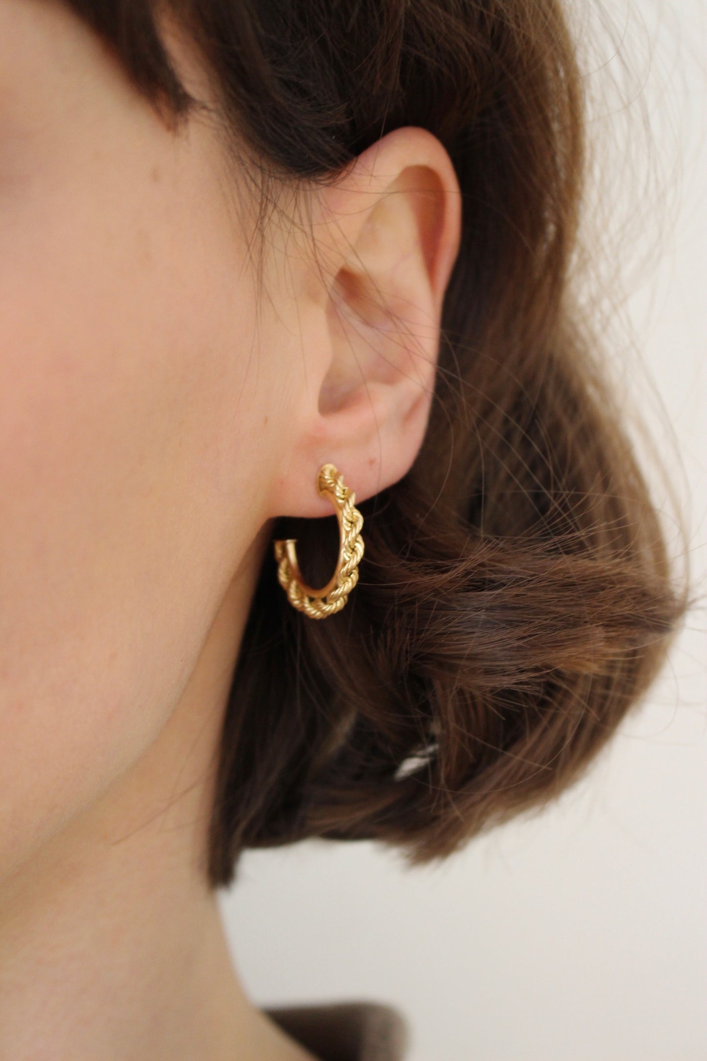 Vintage 10K Yellow Gold Chain Hoop Earrings