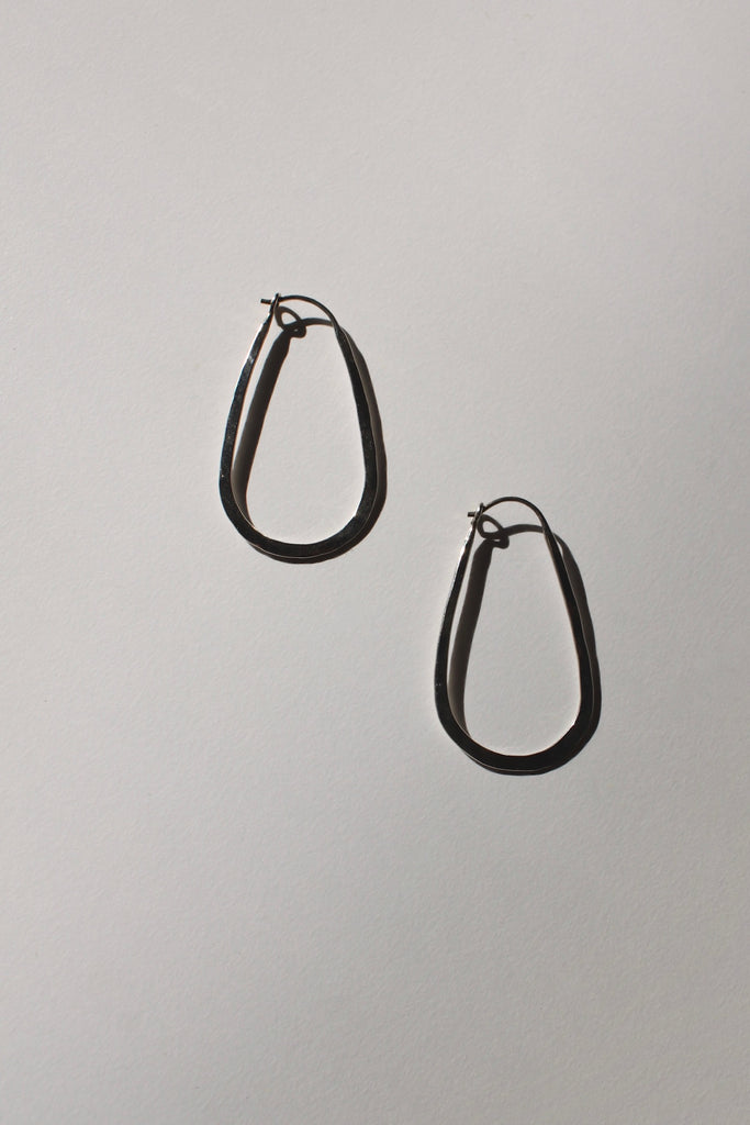 VINEA HOOK EARRINGS