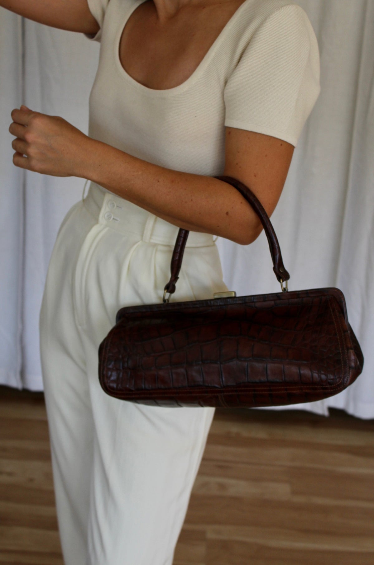 Beautiful Vintage Nicole Miller Croc-Embossed Leather Purse