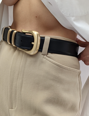 Na Nin Iris Belt / Available in Cognac and Onyx
