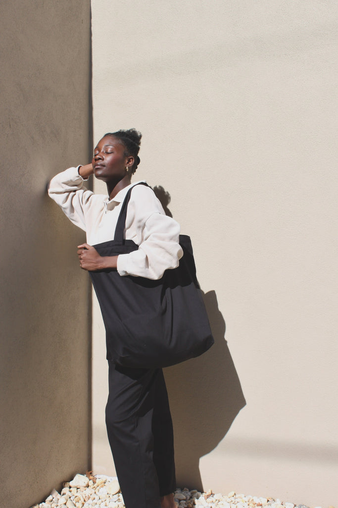 Na Nin Benny French Twill Tote / Available in Eggshell, Onyx