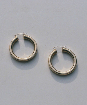 Na Nin Classic Hoop / Available in Brass and Sterling Silver
