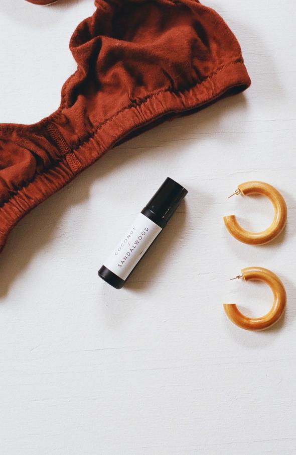 Coconut & Sandalwood Perfume Oil / 10ml