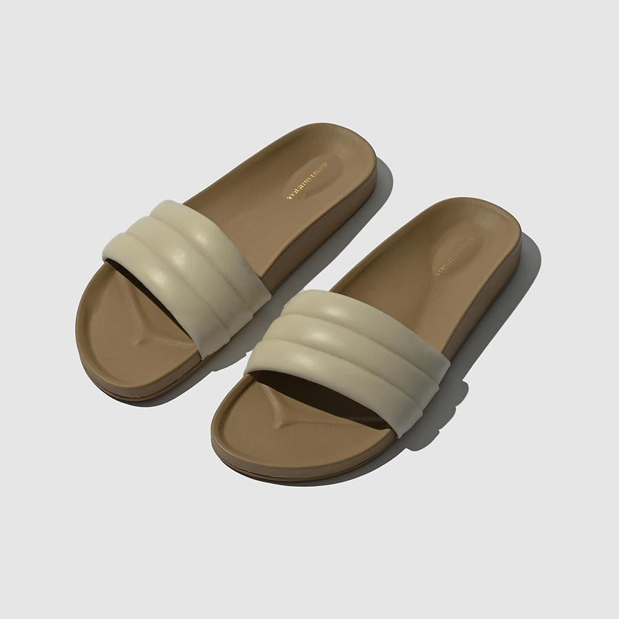 Beatrice Valenzuela Classic Sandalia Available in Shell