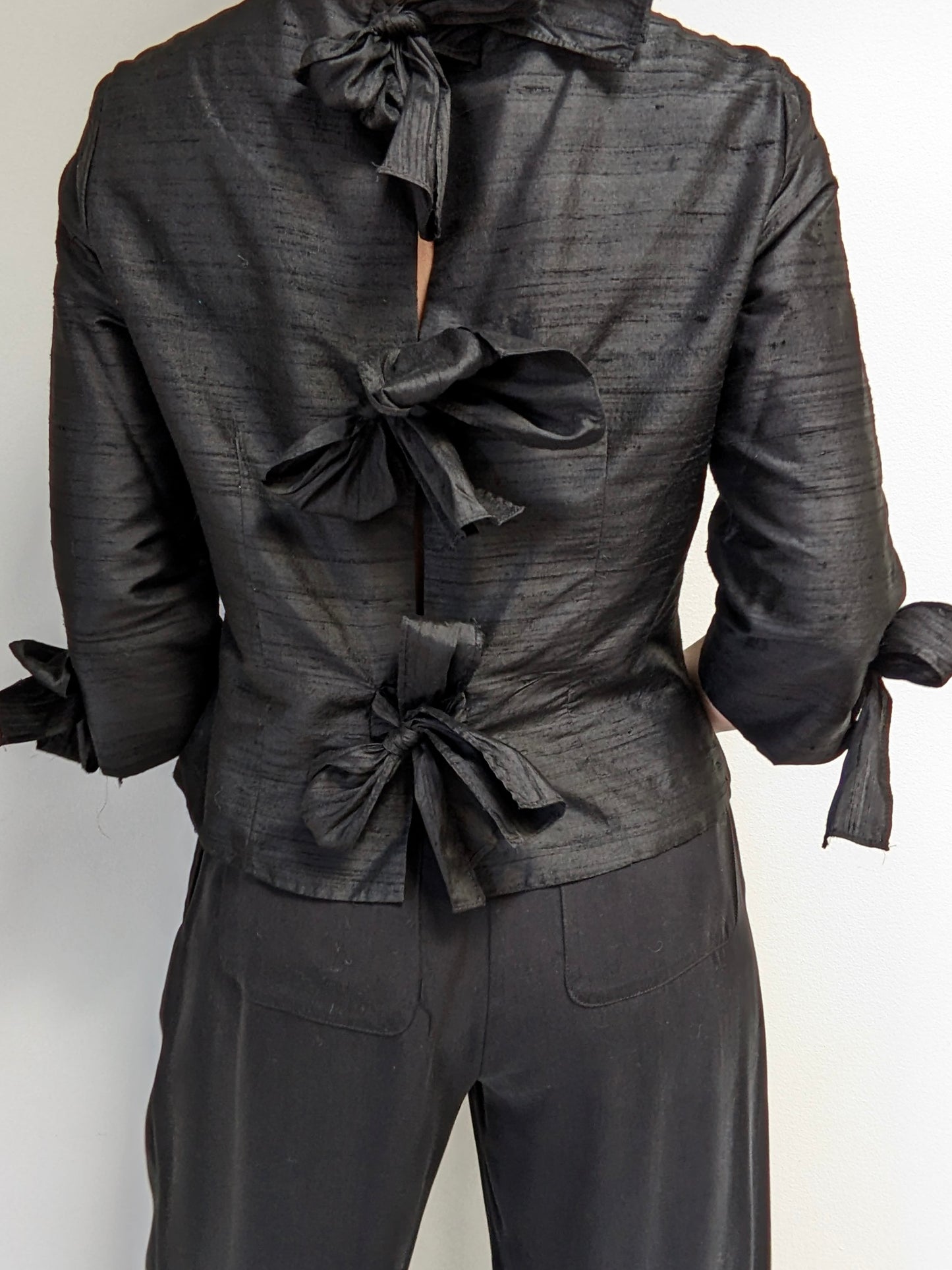 Beautiful Vintage Ink Brushed Silk Tie Blouse