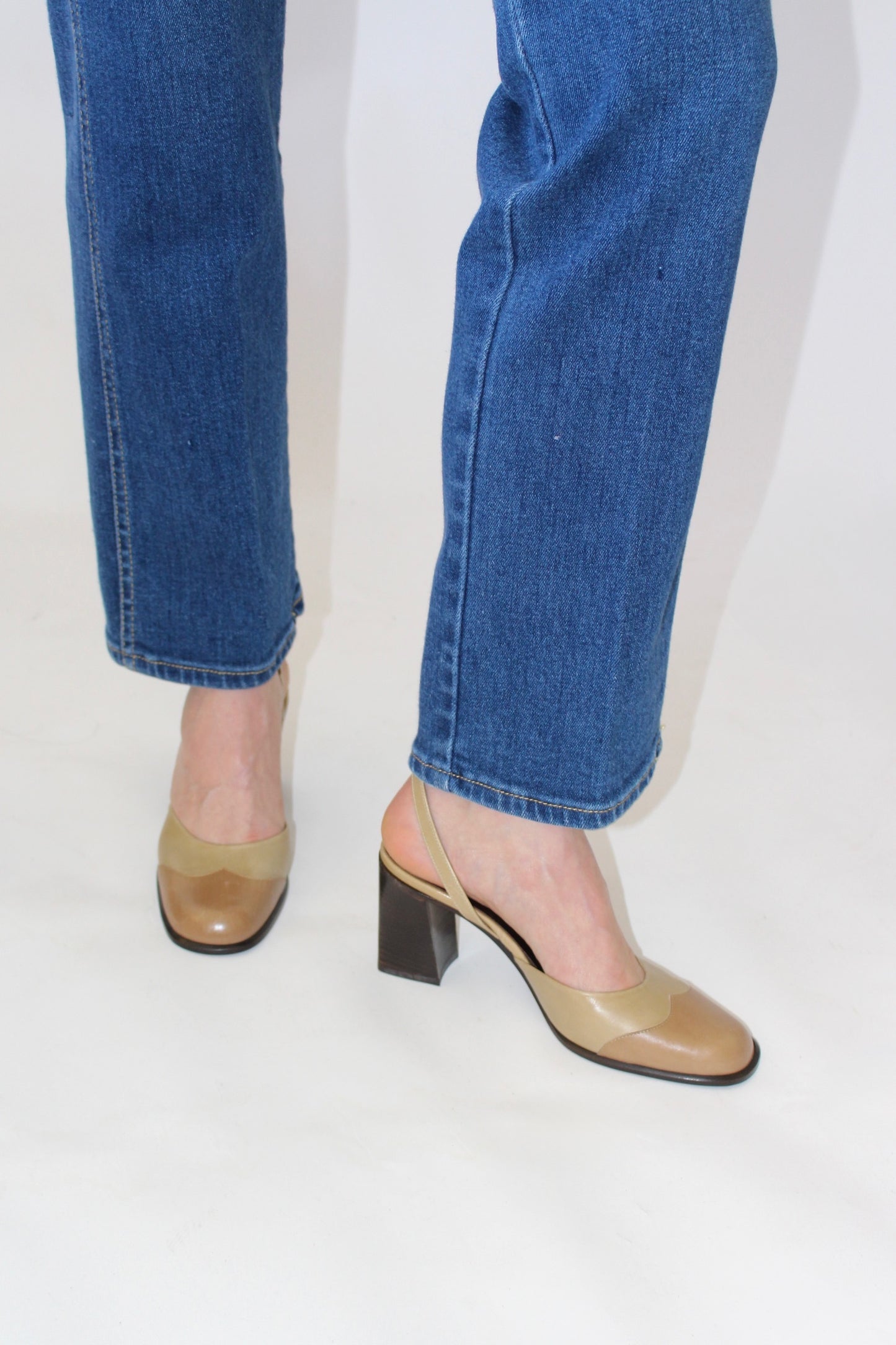 Lovely Vintage Two-Toned Leather Block Heel Pumps