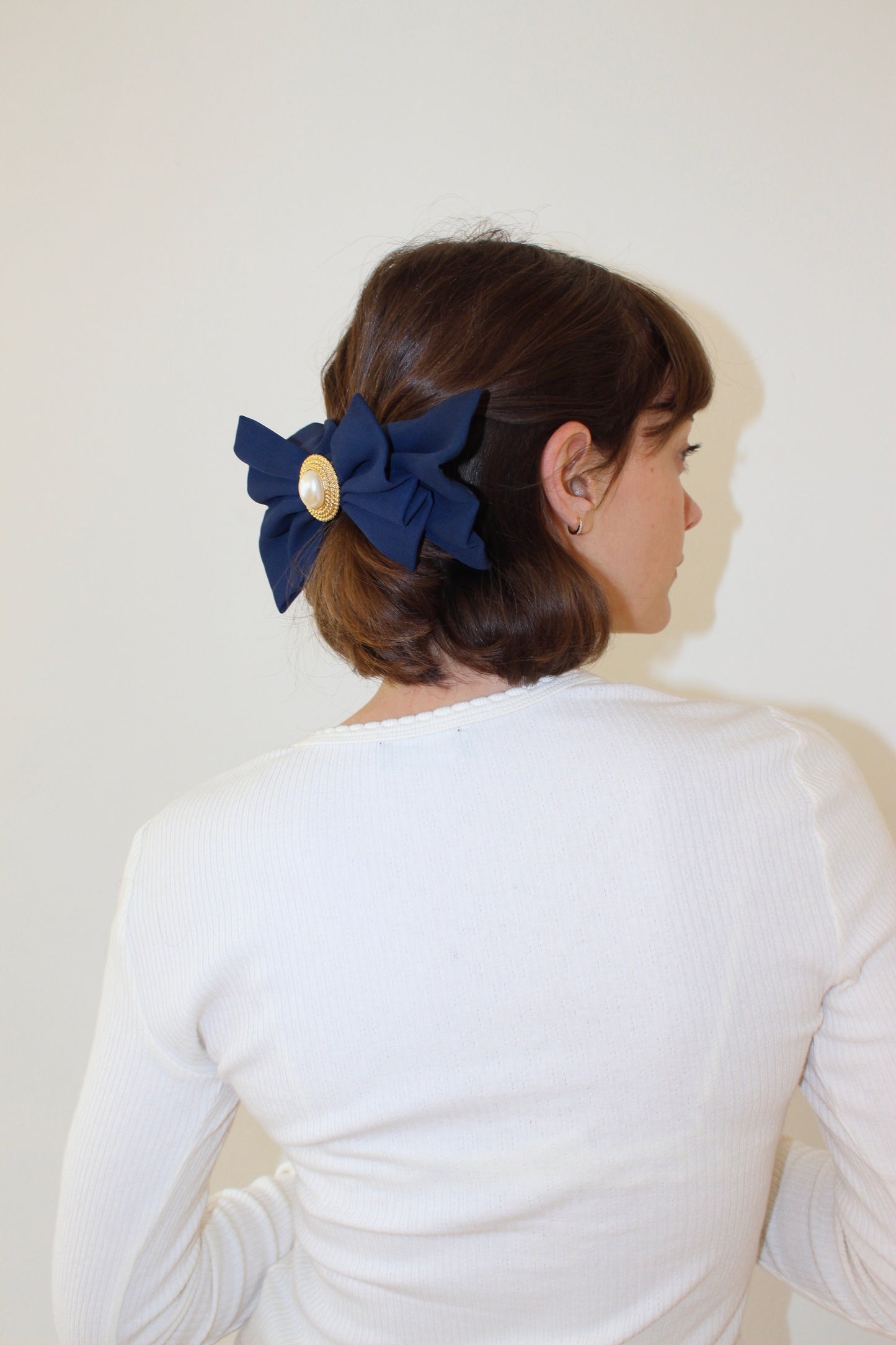 Vintage Faux Pearl Bow Clip