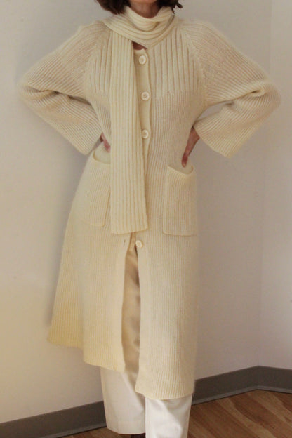 Lovely Vintage Cream Mohair Scarf Coat