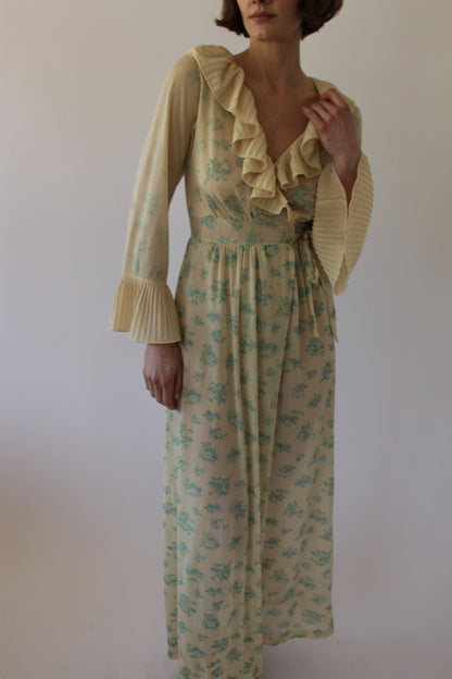 Amazing Vintage Floral-Print Ruffled Wrap Dress