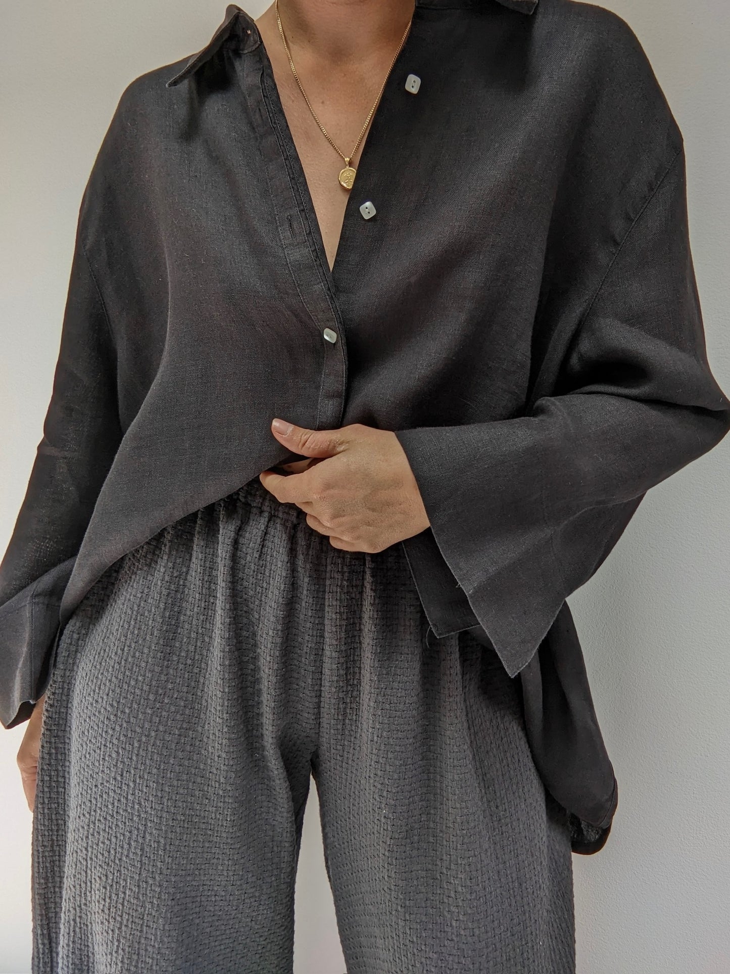 Vintage Onyx Linen Tunic Blouse