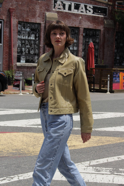 Amazing Vintage Cropped Leather Trucker Jacket
