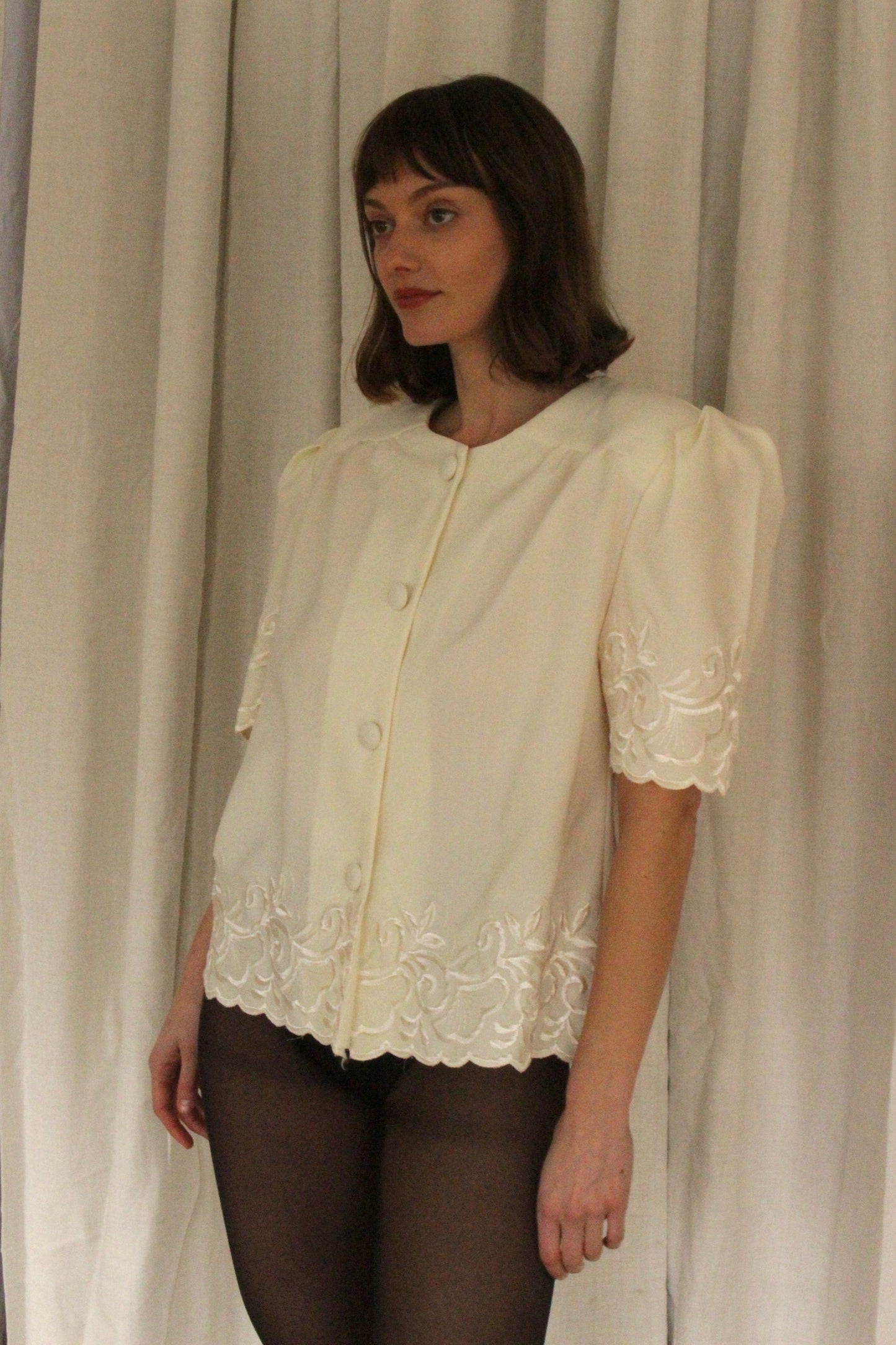 Vintage Ivory Embroidered Puffed Sleeve Blouse