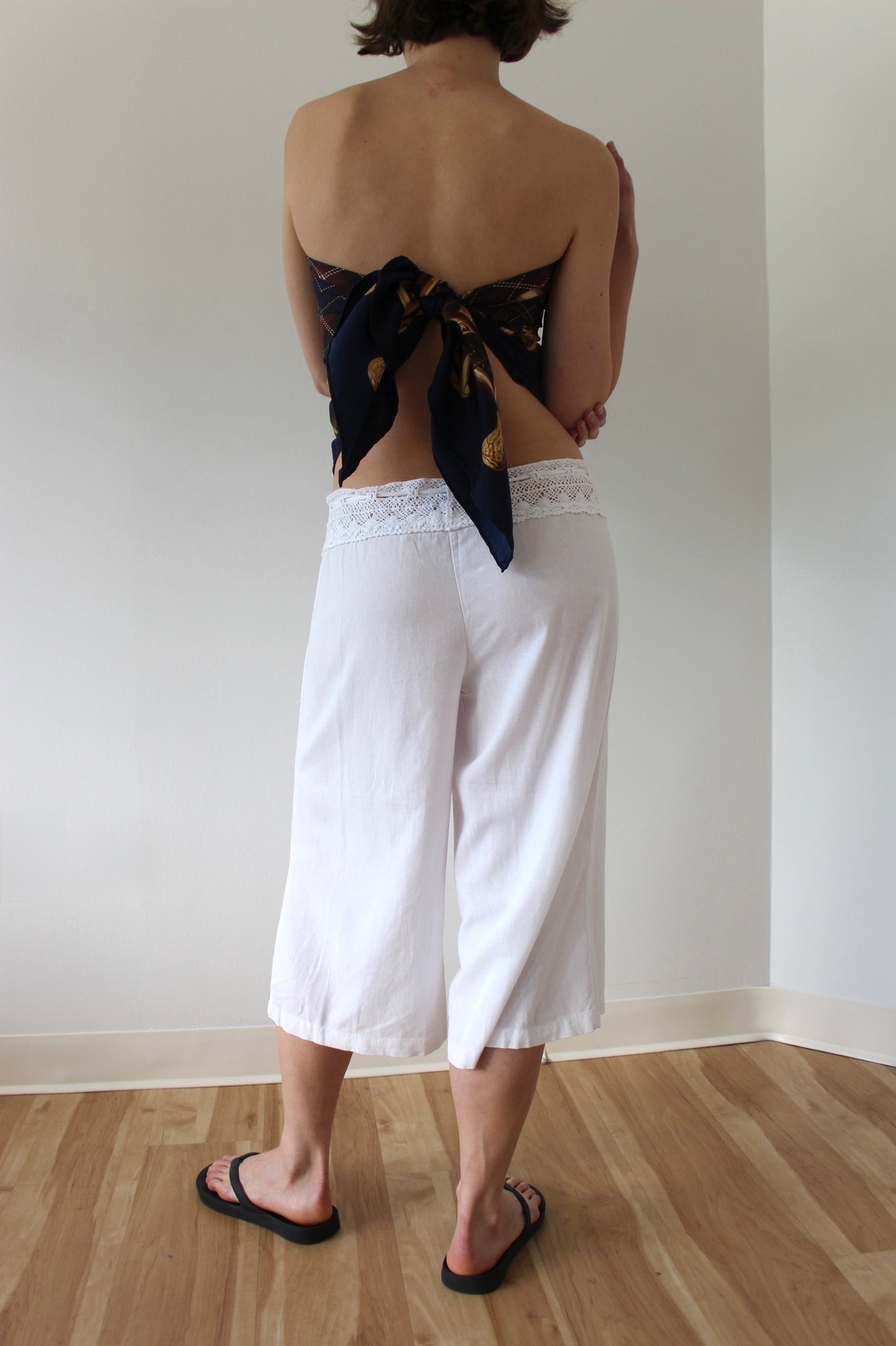Amazing Vintage Equestrian Silk Scarf
