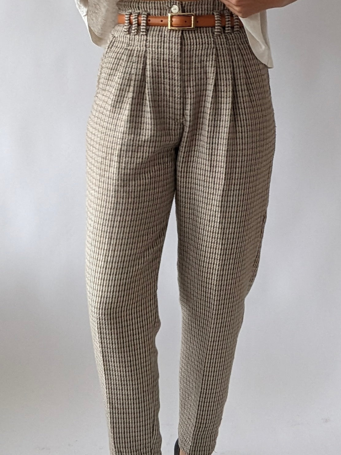 Lovely Vintage Woven & Pleated Trousers