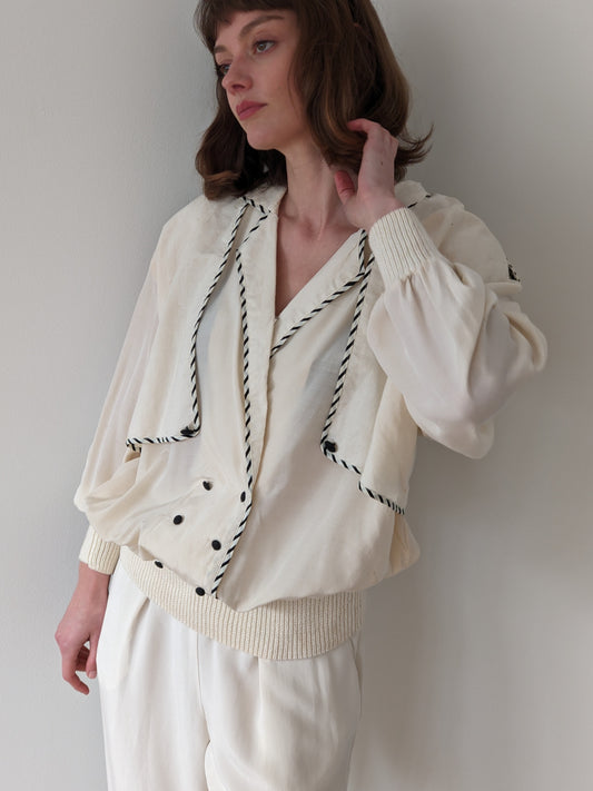 Beautiful Vintage Woven Silk Popover