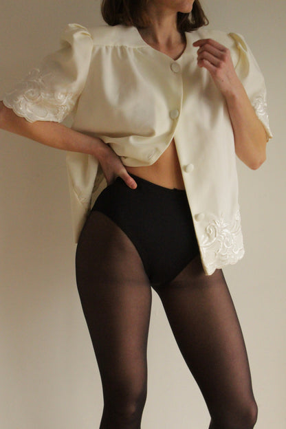 Vintage Ivory Embroidered Puffed Sleeve Blouse