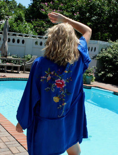 Gorgeous Vintage Floral Hand-Embroidered Silk Robe