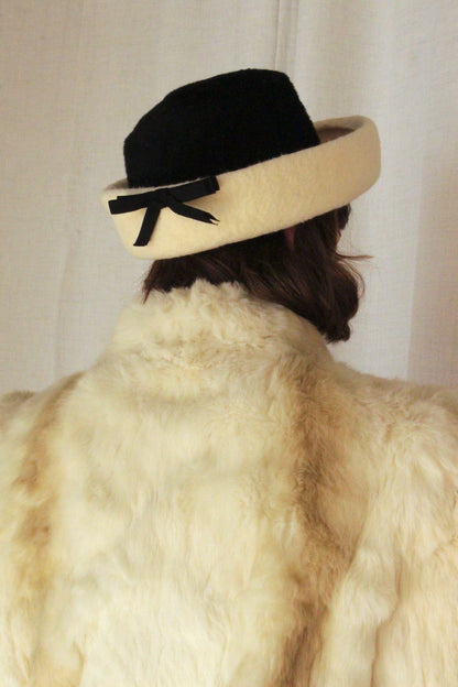 Gorgeous Vintage Cream & Onyx Fur Hat