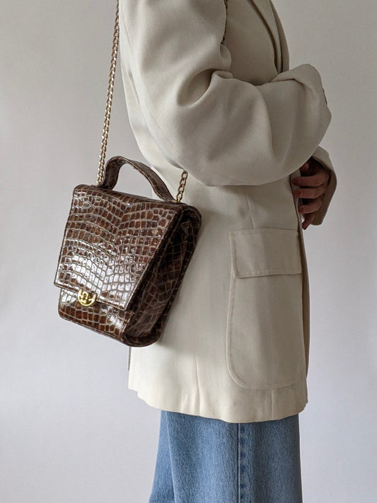 Stunning Vintage Embossed Patent Leather Handbag