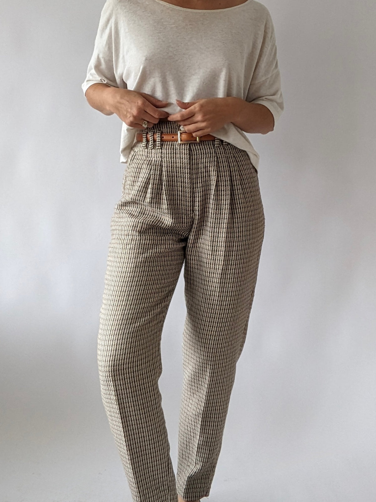 Lovely Vintage Woven & Pleated Trousers