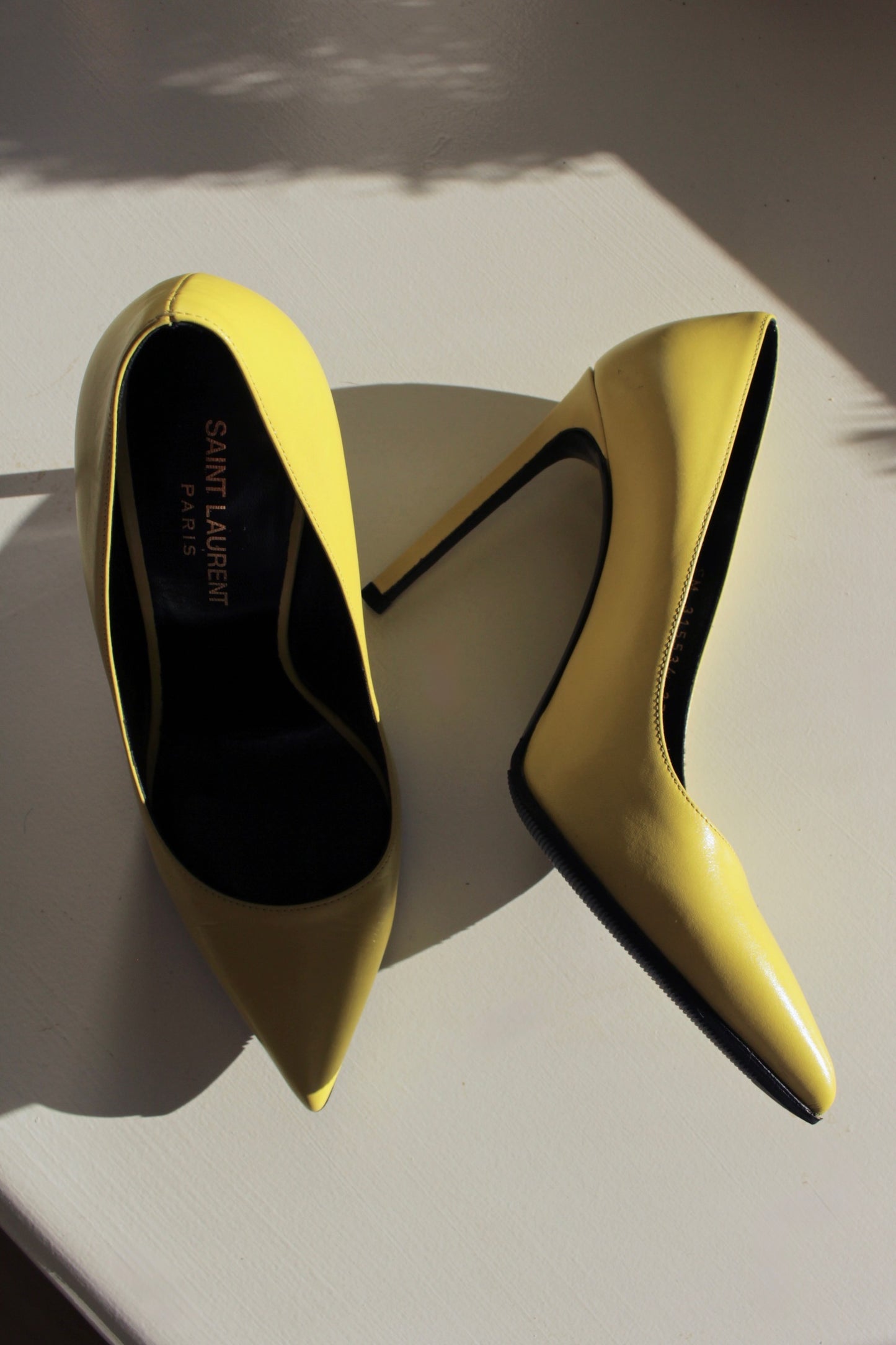 Saint Laurent Citron Pumps