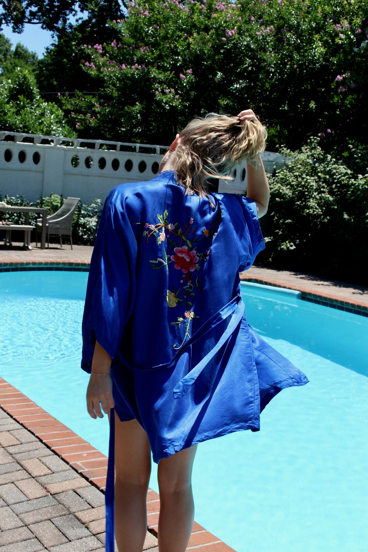 Gorgeous Vintage Floral Hand-Embroidered Silk Robe