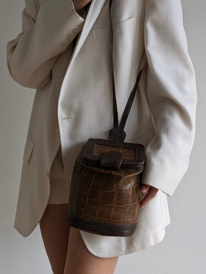 Vintage Two-Toned Embossed Leather Purse