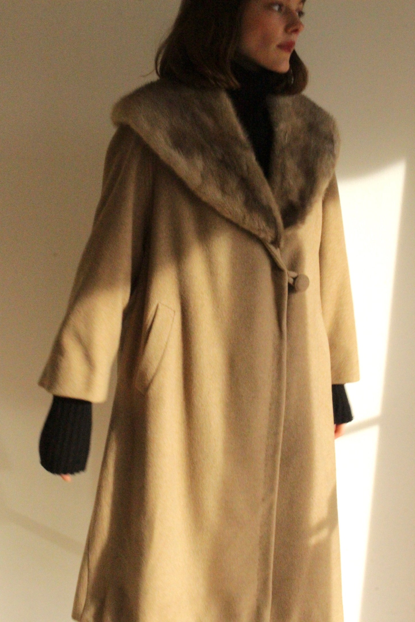 Vintage Latte Pure Cashmere & Fur Collar Coat