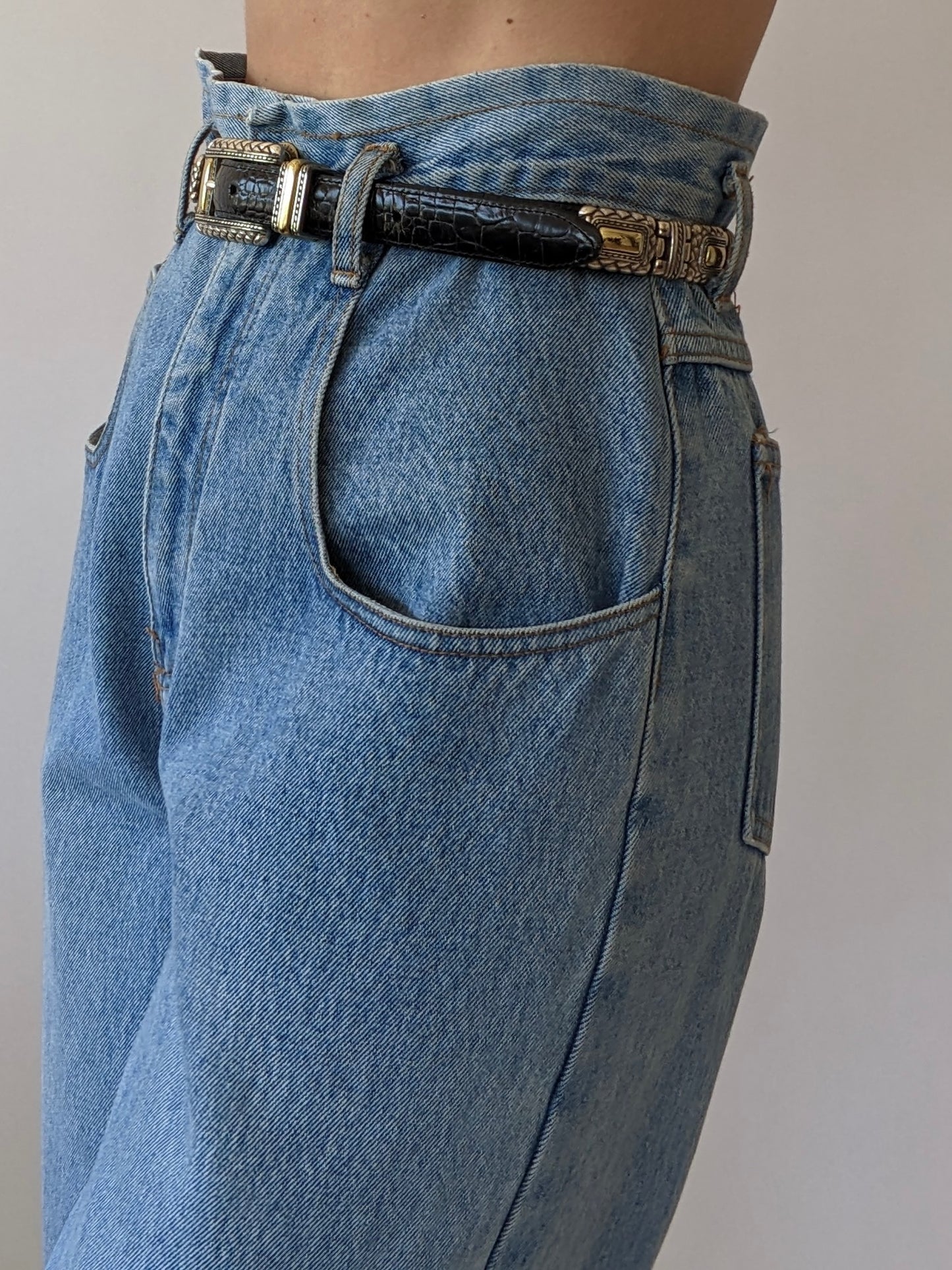 Vintage Embossed Leather & Segmented Chain Belt