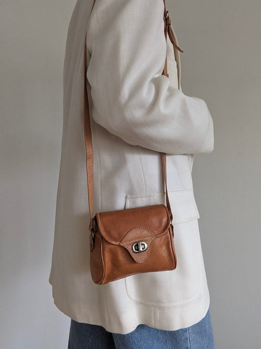 Sweetest Vintage Petite Cognac Leather Purse