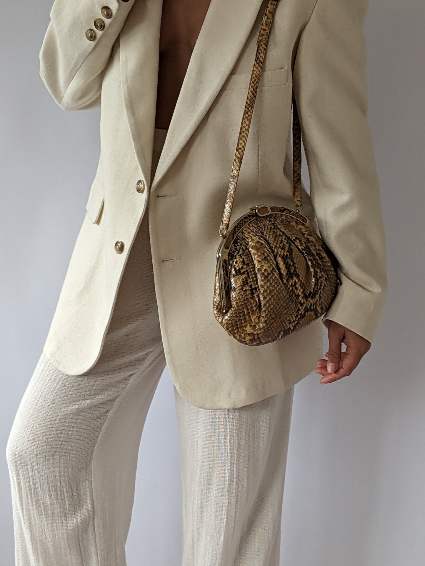 Exquisite Vintage Genuine Snakeskin Purse