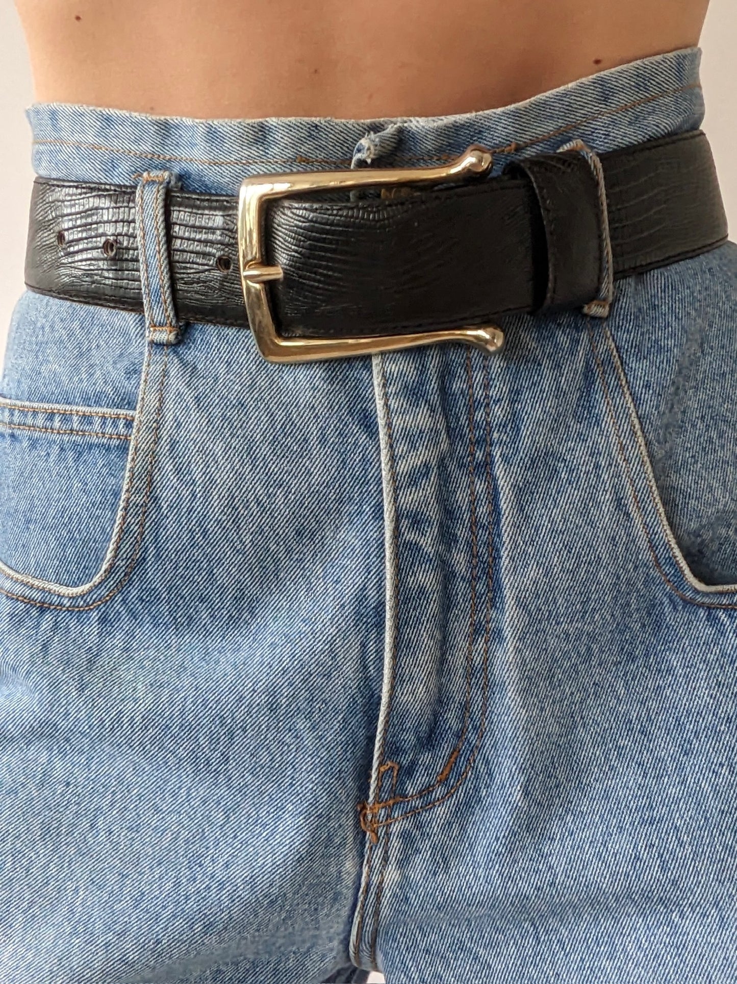 Vintage Onyx Reptile-Embossed Leather Belt