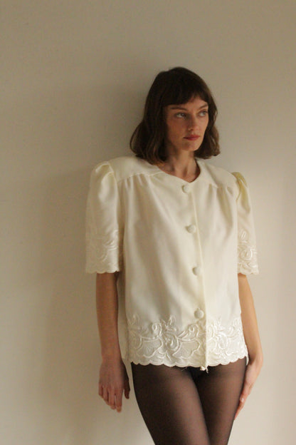 Vintage Ivory Embroidered Puffed Sleeve Blouse
