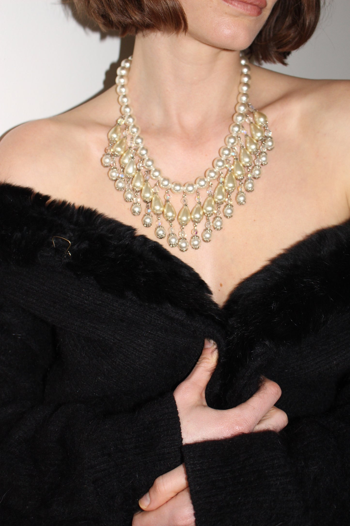 Vintage Faux Pearl Drop Collar
