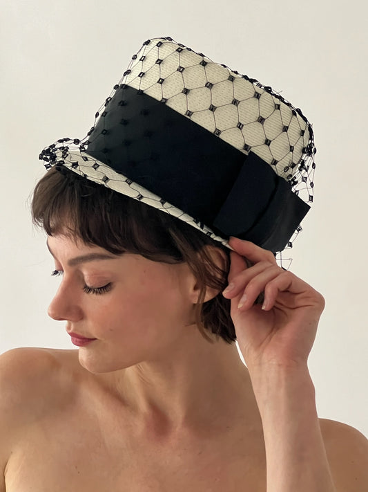 Amazing Vintage Netted Top Hat