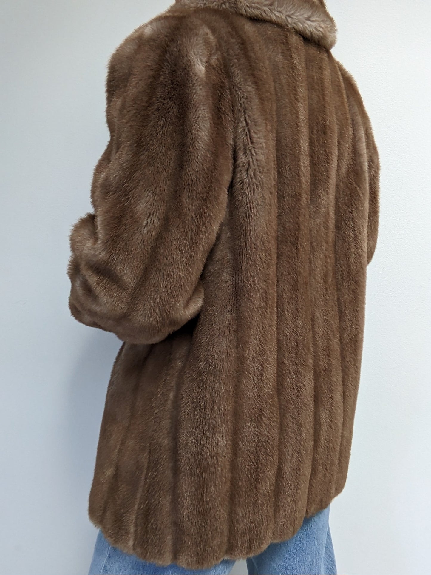 Luxury Vintage Plush Faux Fur Coat