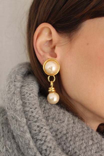 Lovely Vintage Faux Pearl & Gold Drop Earrings
