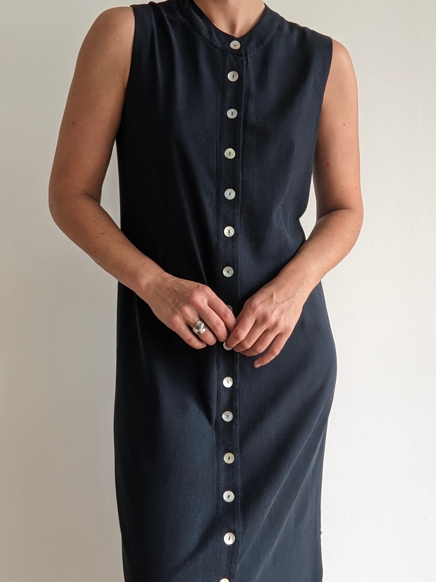 Beautiful Vintage Sleeveless Caviar Silk Dress