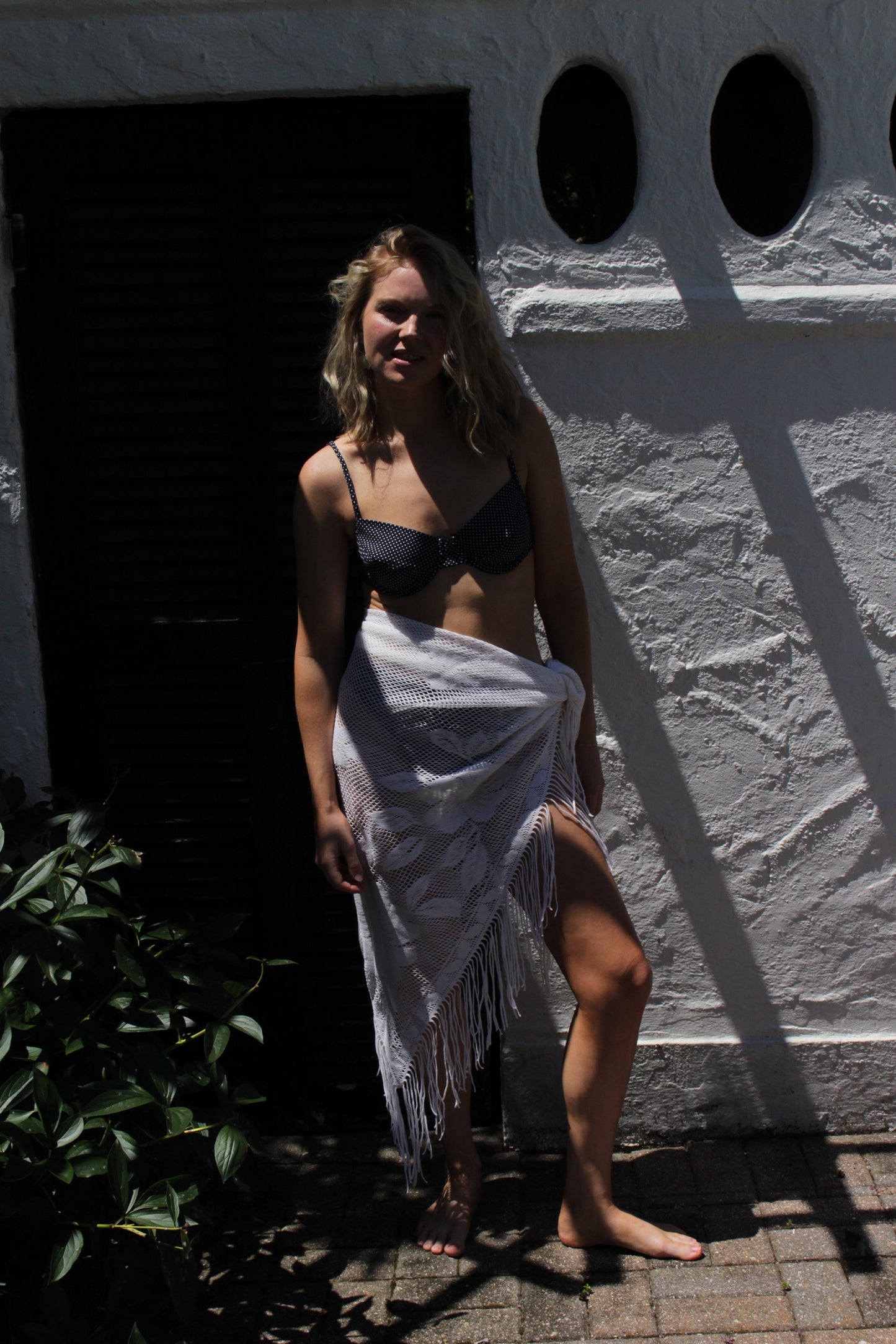 Vintage Ivory Floral Crochet Fringe Shawl