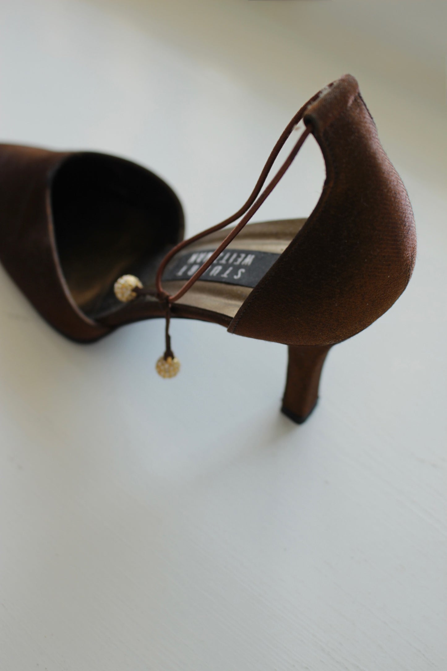 Stunning Vintage Stuart Weitzman Iridescent D'Orsay Pump