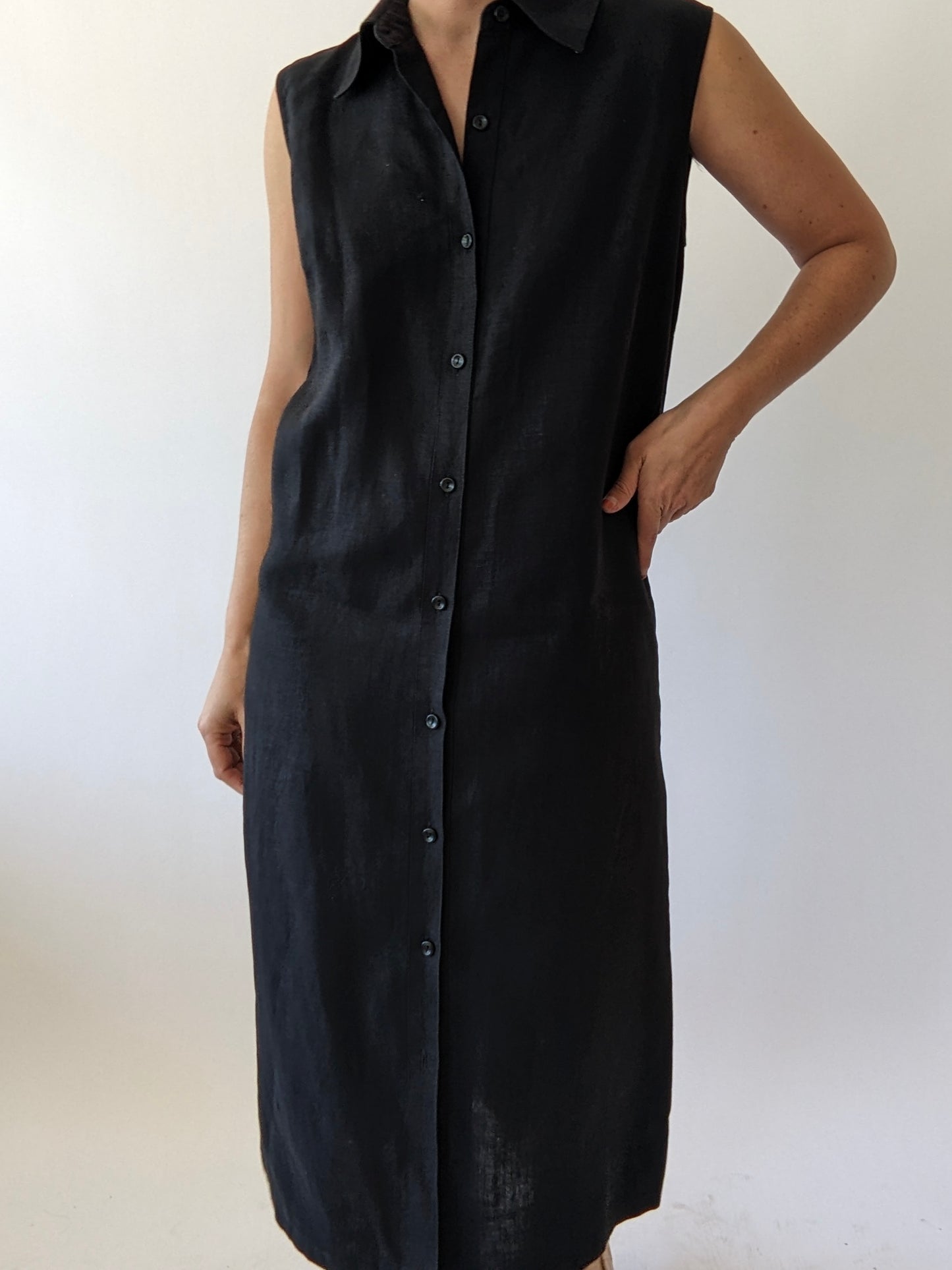 Vintage Onyx Sleeveless Linen Dress